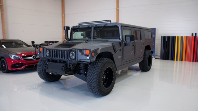 Hummer H1 Helfolierad fordonsdekor av Swedekor