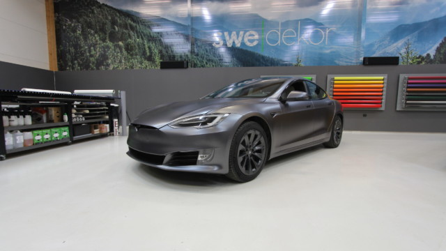Foliering av Tesla